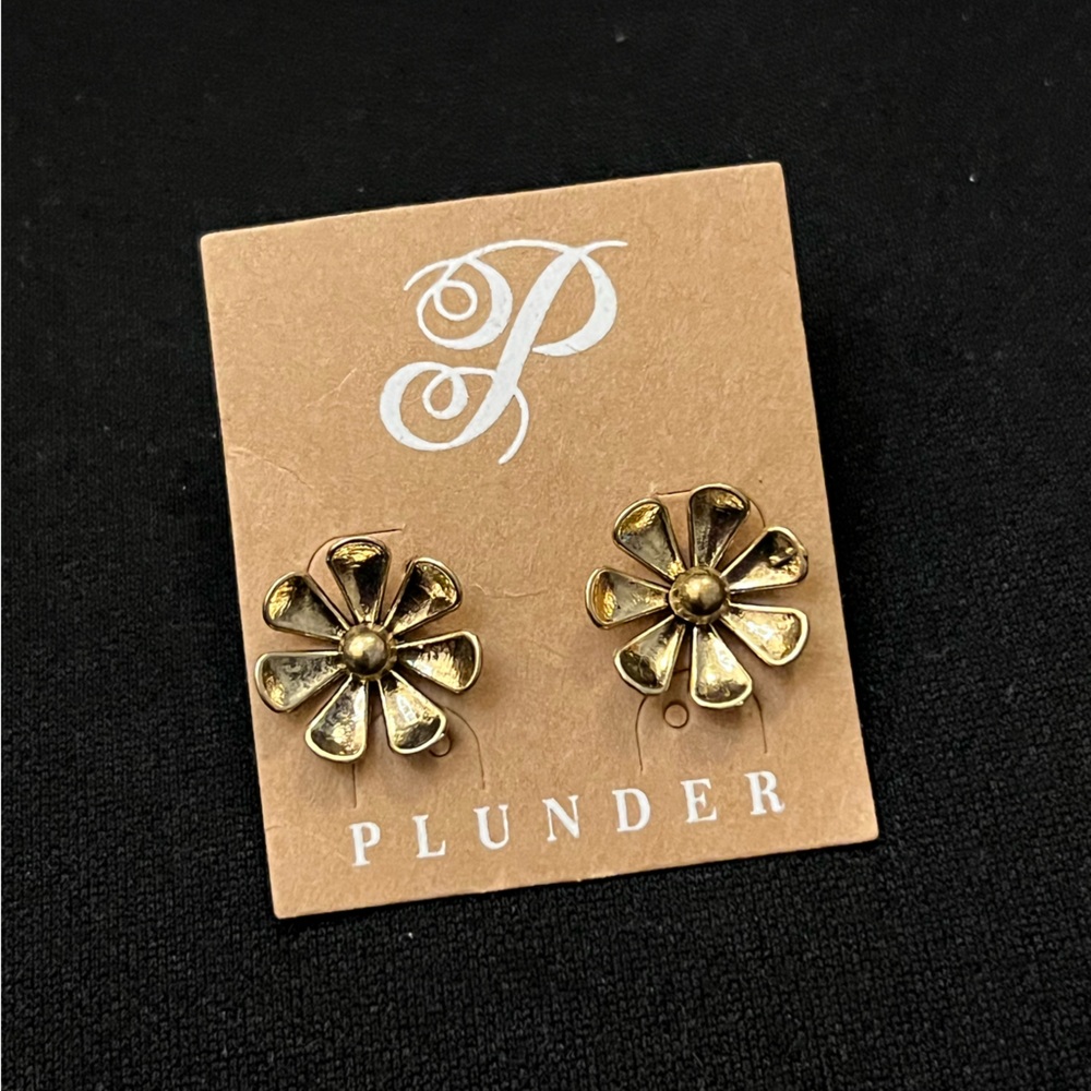 Gold Flower Earrings